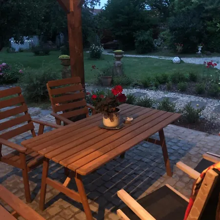 Apartament Stylovy Historicky Apartman Se Zahradou V Srdci Moravy Pobliz Kromerize A Olomouce *
