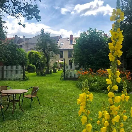 Stylovy Historicky Apartman Se Zahradou V Srdci Moravy Pobliz Kromerize A Olomouce