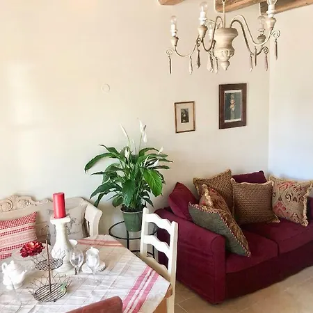 Apartament Stylovy Historicky Apartman Se Zahradou V Srdci Moravy Pobliz Kromerize A Olomouce